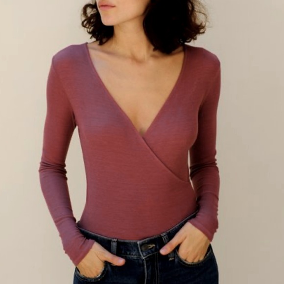 🇺🇸W15-16 ENZA COSTA Silk Rib Overlap Long Sleeve Bodysuit - Picture 1 of 8